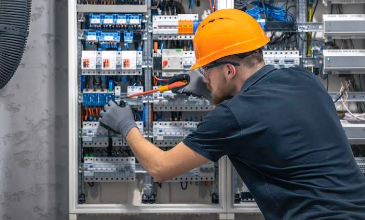 Civil and electrical maintenance services